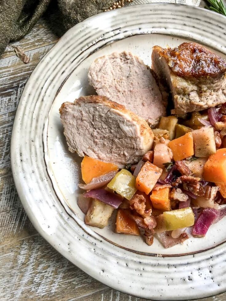 One-Skillet Honey Applesauce Pork Roast